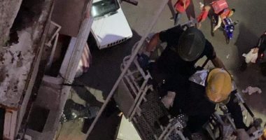 فيها حاجة حلوة.. أمن القاهرة يساعد مسنة بنقلها إلى المستشفى
