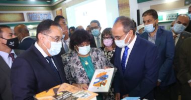 رئيس معرض القاهرة للكتاب: إقبال جماهيرى كبير على إصدارات مبادرة ثقافتك كتابك