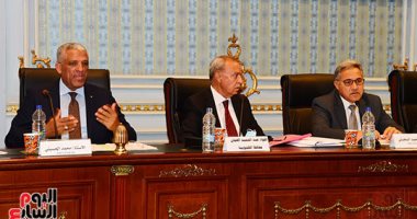 "محلية النواب" تفتح ملف "تقنين أراضى وضع اليد".. ممثل تنسيقية شباب الأحزاب ينتقد التقديرات غير الواقعية فى القليوبية.. أحمد السجيني يطالب الحكومة بتقديم تعديل تشريعى يتلافى المشاكل