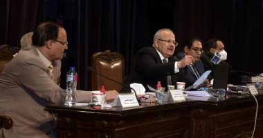 رئيس جامعة القاهرة: استحداث كليات جديدة لعلوم الفضاء والذكاء الاصطناعى