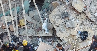 لسه فى العمر بقية.. الدفاع المدنى ينقذ سيدة من أنقاض عقار الإسكندرية المنهار.. "نادية موسى" صارعت الموت يوماً كاملاً حتى انتشالها.. والدفاع المدنى يواصل البحث عن ضحايا لليوم الثانى على التوالى.. صور وفيديو 
