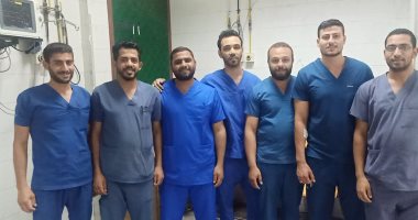 استخراج لمبة من القصبة الهوائية لطفل فى بنى سويف.. فيديو