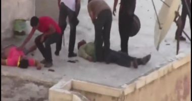 الوثائقى "قرار شعب" يعرض شهادة مواطن عن إلقاء الإخوان للأطفال من فوق الأسطح.. فيديو
