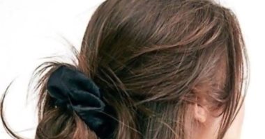 روتين العناية بالشعر فى الحر والرطوبة.. ما تغسيلهوش بالشامبو كتير 