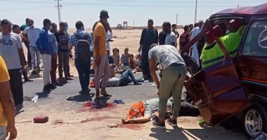 ننشر أسماء المصابين وضحية حادثى انقلاب سيارتين بأسوان