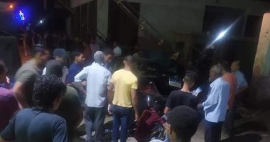 جرار قطار يصطدم بسيارة ملاكى دون إصابات فى قنا
