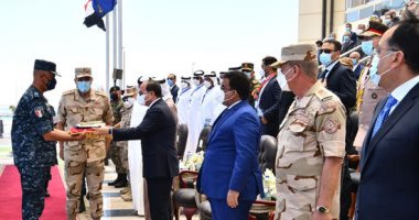 قاعدة 3 يوليو البحرية.. تقع على إمتداد ساحل البحر الأبيض المتوسط.. تضم 47 منشآة ومهبط طائرات.. تساهم فى خلق كيان عسكرى ومركز نقل جديد لمجابهة زيادة التهديدات والعدائيات على الإتجاه الإستراتيجى الغربى