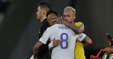 كوبا أمريكا.. نيمار ردا على فيدال: تصفيق لمن في نصف النهائي والبكاء مجاني