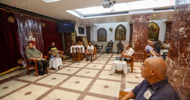 غياب تام لنجوم الفن في عزاء مدير التصوير رمسيس مرزوق.. صور