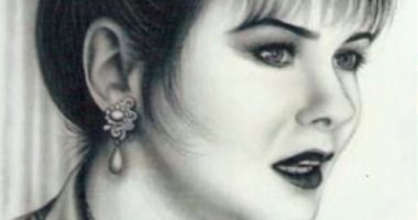دنيا سمير غانم تكشف عن رسمة لوالدتها دلال عبد العزيز أبيض × أسود