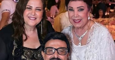 إيمي سمير غانم تحيي ذكرى وفاة رجاء الجداوي بصورة مع والدها الراحل ووالدتها
