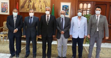 جامعة المنوفية تستقبل وزير التعليم السابق على رأس لجنة من قطاع الحاسبات والمعلومات