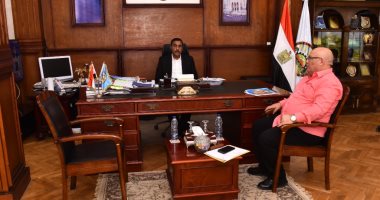 محافظ مطروح يناقش إنشاء وصيانة عدد من المدارس.. تعرف عليها.. صور