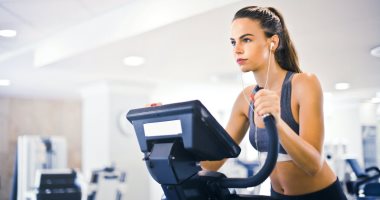 "مصر تستطيع" يعرض تقريرا عن إنشاء جيم رياضي لكبار السن وأصحاب المعاشات