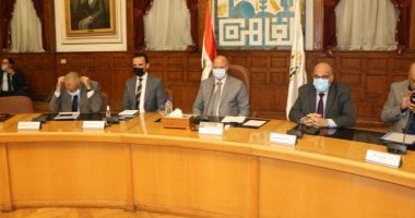 محافظة القاهرة تدرس غلق شوارع بوسط البلد أمام حركة السيارات وتخصيصها للمشاة