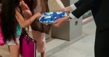 مطار برج العرب الدولي يستقبل رحلات جديدة من مطار أثينا.. صور