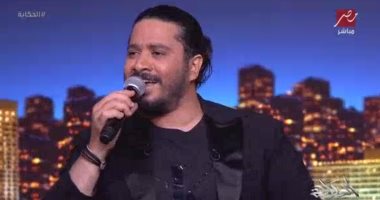 عمرو أديب يمنح مصطفى حجاج "عربون" 300 جنيها للغناء لأم كلثوم
