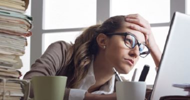 5 أبراج مدمنة عمل.. الحمل عمره ما يخذل مديره والجدى هدفه الفلوس