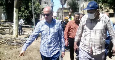 سكرتير عام محافظة سوهاج يتابع تنفيذ مشروعات مبادرة حياة كريمة.. صور