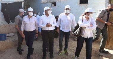 رئيس الوزراء يتفقد مشروعات المبادرة الرئاسية "حياة كريمة" فى أسوان.. مصطفى مدبولى: الرئيس السيسي يتابع كل تفاصيل تنفيذ هذه المشروعات.. ويؤكد: تسهم فى إحداث نقلة نوعية بمستوى الخدمات المقدمة لملايين المواطنين