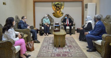 وزيرة الصحة تعقد مؤتمرا صحفيا بمطار الخرطوم وتؤكد: العلاقات المصرية السودانية تشهد تطورا كبيرا.. وتعلن الانتهاء من تجهيز 5 مراكز لعلاج فيروس "سى" و"بى".. المشروع ضمن مبادرة الرئيس السيسى لعلاج مليون إفريقى