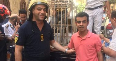 الحماية المدنية بالإسكندرية تنقذ قردا هاربا مهددا بالانقراض.. صور