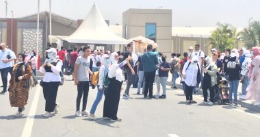 توافد جماهيرى كبير فى تاسع أيام معرض الكتاب.. فيديو وصور