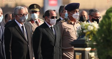 الرئيس السيسي وقرينته يصلان النصب التذكاري لحضور جنازة السيدة جيهان السادات.. صور