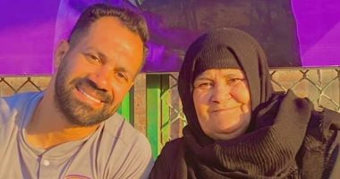 حسنى عبد ربه "قيصر الإسماعيلى" يحتفل بعيد ميلاد ست الحبايب برسالة مؤثرة 