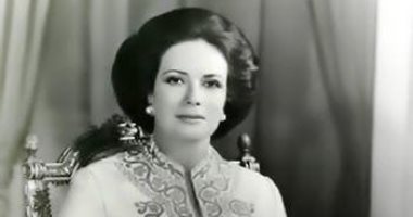 جيهان السادات.. أول سيدة أولى فى تاريخ مصر تخرج لدائرة العمل العام بين صفوف الشعب.. خدمت 3 سنوات كأول امرأة رئيسا لمجلس شعبى.. لقبها أسر شهداء حرب أكتوبر بأم الأبطال.. وساعدت فى تغيير صورة العالم للمرأة العربية
