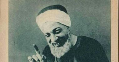 100 صورة عالمية.. نجيب الريحانى فى رائعته "كشكش بك"