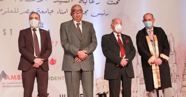 بالصور..الاحتفال بتخريج طلاب الزمالة بكلية طب الأسنان جامعة مصر للعلوم والتكنولوجيا مع جامعة جنوا الإيطالية