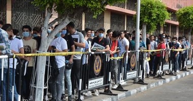 انطلاق ماراثون امتحانات الثانوية بالبحيرة وسط إجراءات احترازية مشددة.. صور