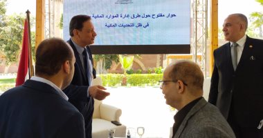 الأعلى للإعلام ينظم جلسة حوارية مفتوحة لوزير الرى بالقناطر.. والفلاحون يسردون تجاربهم فى إدارة المياه.. كرم جبر: مصر لن تعطش.. ومحمد عبدالعاطي: جاهزون للتعامل مع كافة سيناريوهات سد النهضة وكافة الخيارات مطروحة