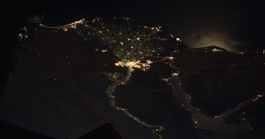 رائد فضاء ينشر صورة لضفاف النيل: أضواء الدلتا تتبع النهر ومياهه الواهبة للحياة
