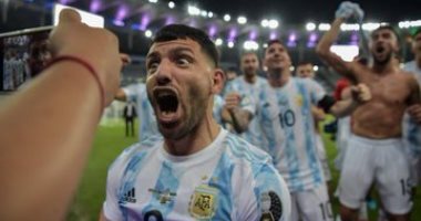أجويرو ومارتينيز يحتفلان بلقب كوبا امريكا: لم نتوقف أبدا عن المحاولة.. نحن ابطال