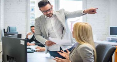 5 حيل تثبتى بيها شخصيتك قدام رئيسك فى العمل.. اعترفى بالخطأ وقولى رأيك