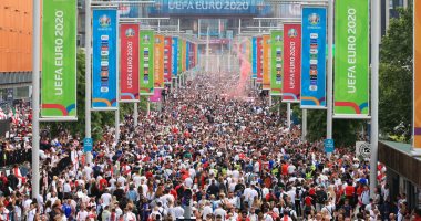نهائي يورو 2020.. الجماهير تقتحم ويمبلي بدون تذاكر لحضور المباراة "فيديو"