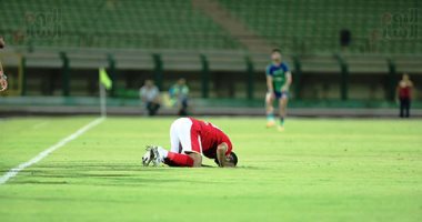 الأهلى يتقدم بالهدف الثالث فى مرمى المقاصة بنيران صديقة.. فيديو وصور