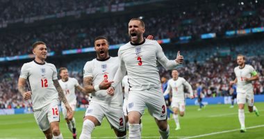 فرحة عارمة لجماهير منتخب انجلترا بعد الهدف الأول ضد ايطاليا .. فيديو