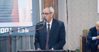تعرض لحادث مروع خلف إعاقة بذراعيه.. وكيل تضامن قنا يوصى بصرف معاش كرامة لشاب بقوص