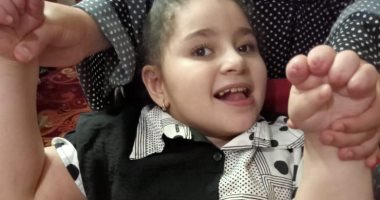 متلازمة الملائكة تصيب "جودى" بمعاناة دائمة.. طفلة عمرها 8 سنوات تعاني من مرض نادر يسبب الإعاقة ونوبات صرع متكررة.. والأم تناشد تبنى حالة ابنتها وتوفير علاج لأطفال أنجلمان بمصر.. صور