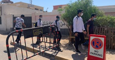 غياب 10 طلاب و90 مراقبا فى امتحان اللغة الأجنبية للقسم العلمى بالبحر الأحمر