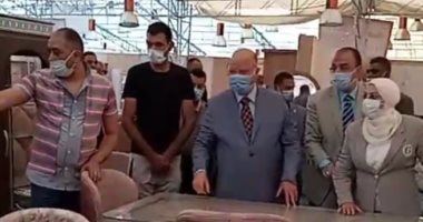محافظ القاهرة يفتتح معرض شباب الخريجين بالمعادى.. صور
