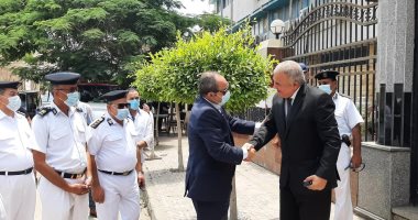 مدير أمن دمياط يطمئن على خدمات تأمين امتحانات الثانوية العامة