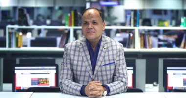 عادل عقل: أخطاء رايح جاى بين الـ"VAR "والحكام في لقاء الأهلي والمقاصة 