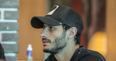 تفاصيل جلسة مدرب حراس الأهلى مع محمد الشناوى قبل السوبر المحلى