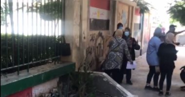 توافد طلاب الثانوية بالغربية على لجان امتحانات اللغة الفرنسية.. لايف وصور