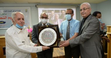 رئيس جامعة أسيوط يشيد بدور مستشفى صحة المرأة الجامعى 