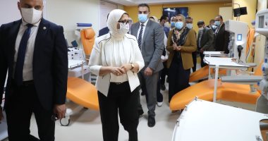 وزيرة الصحة تتفقد مركز تجميع البلازما فى العباسية
